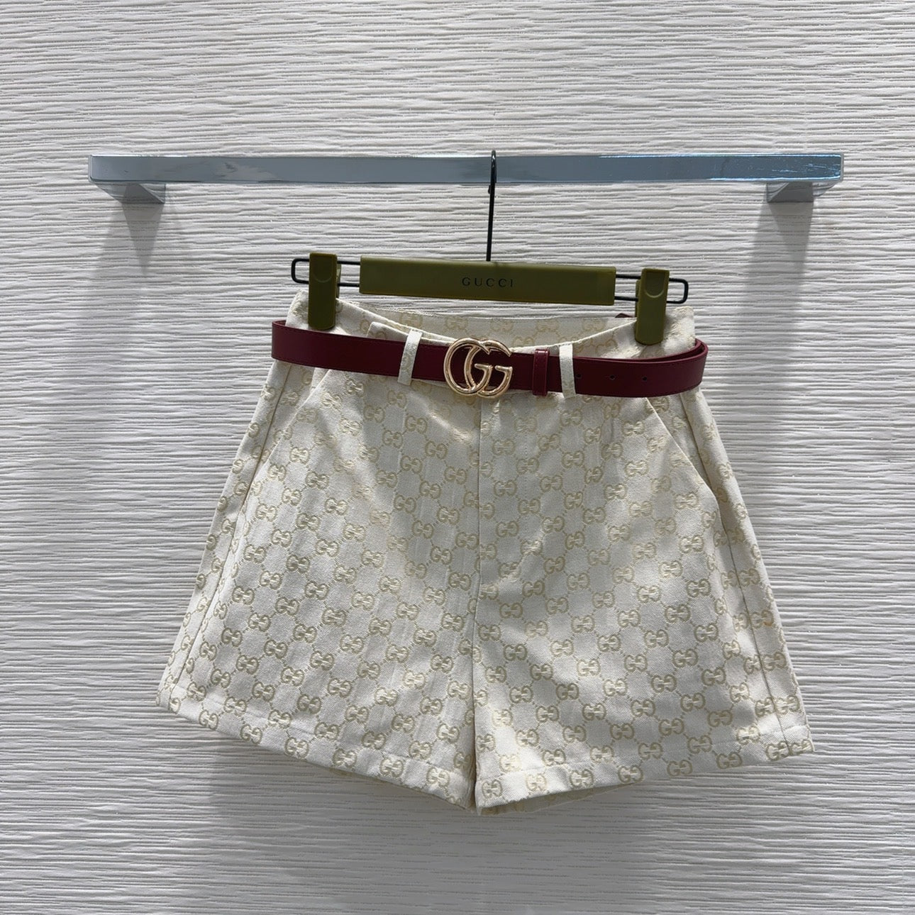 Short Gucci