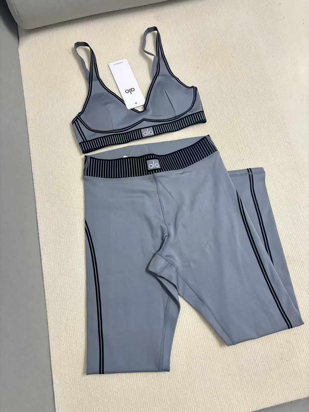 Conjunto alo